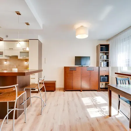 Orange By Oneapartments Apartmán *